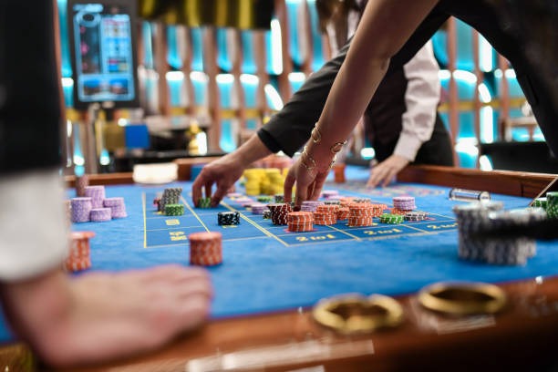 Live roulette table interface on kawat4d platform